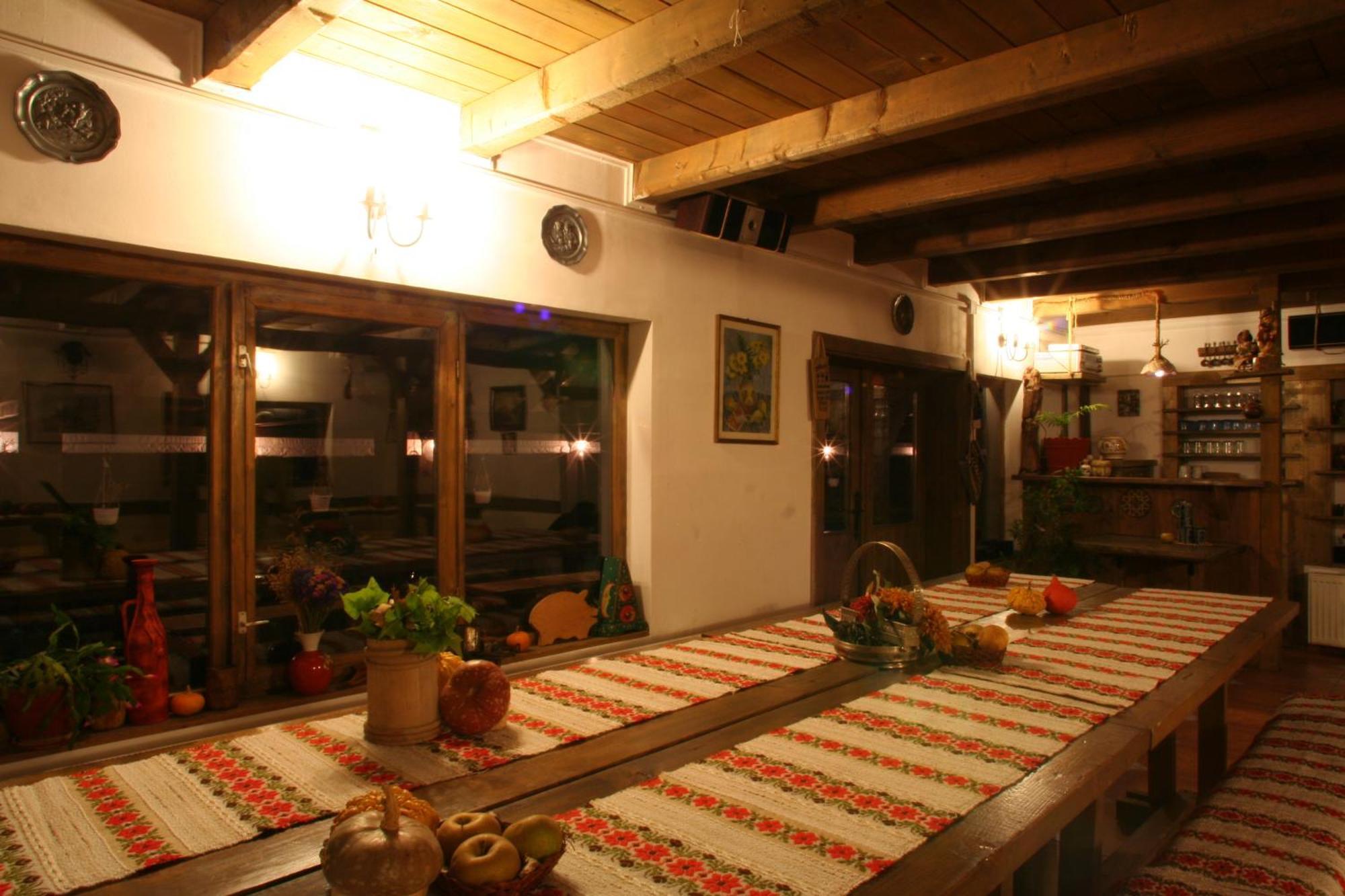 Cabana La Noi Hotel Rîşnov Luaran gambar