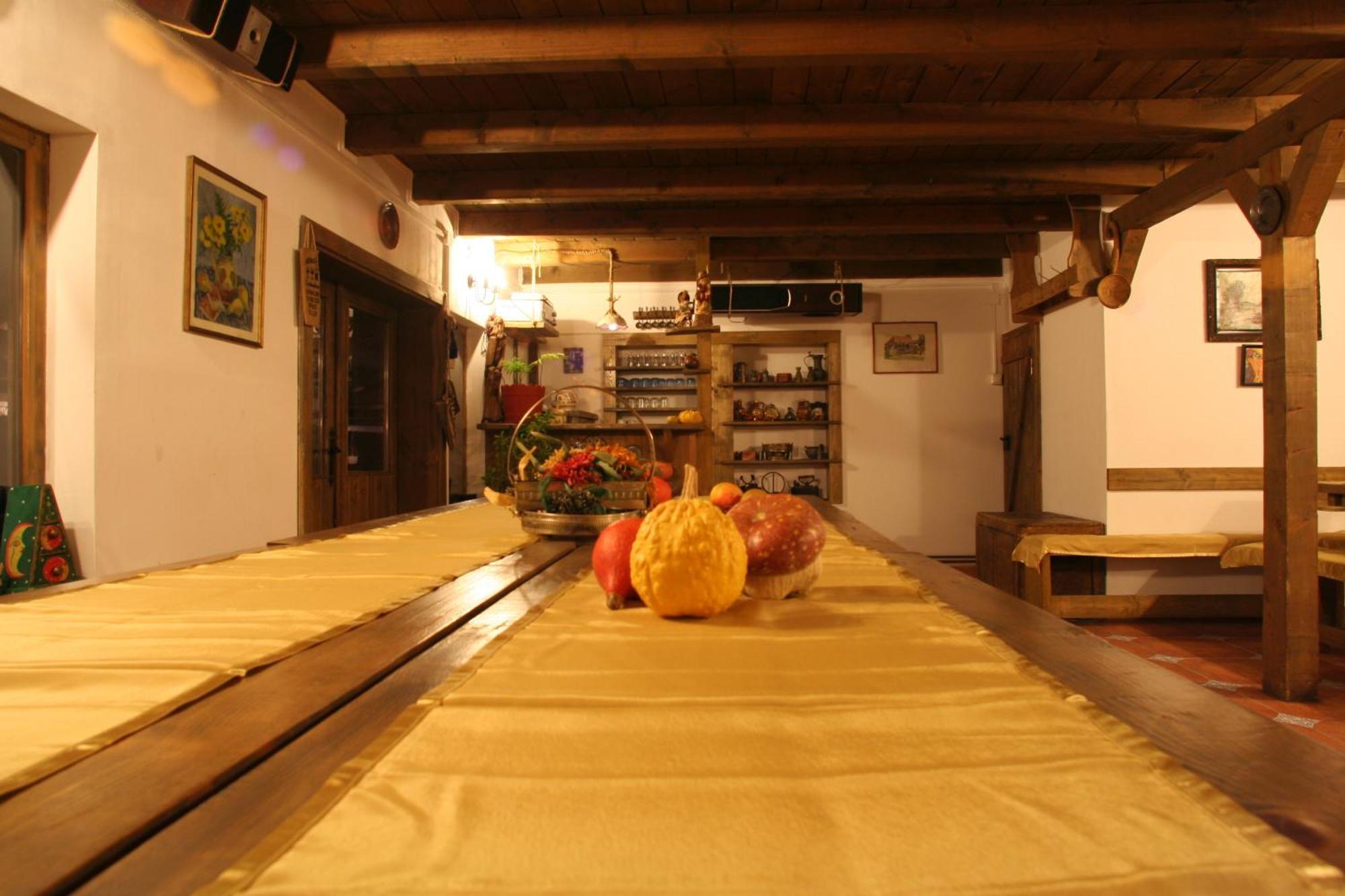 Cabana La Noi Hotel Rîşnov Luaran gambar