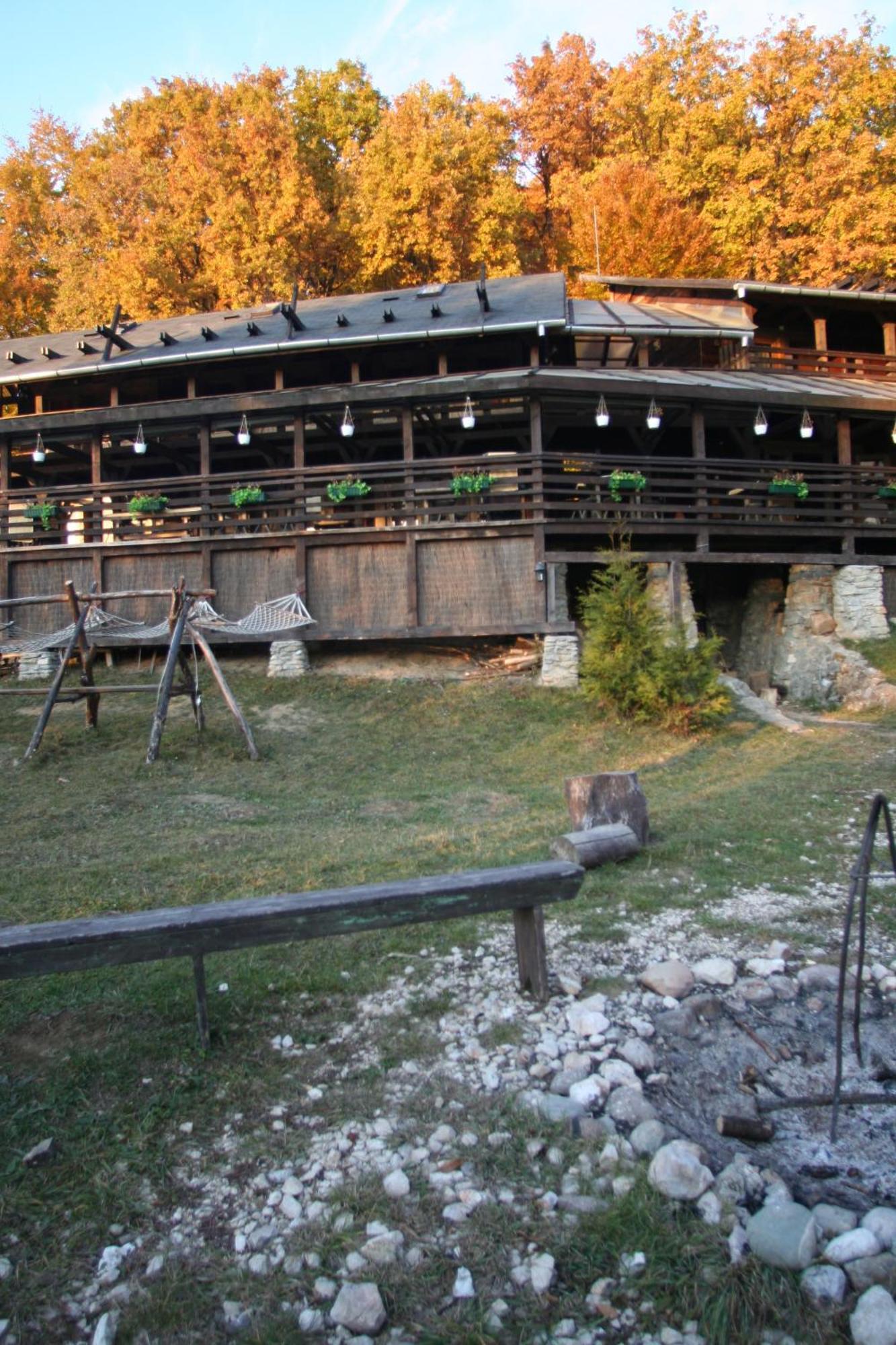 Cabana La Noi Hotel Rîşnov Luaran gambar
