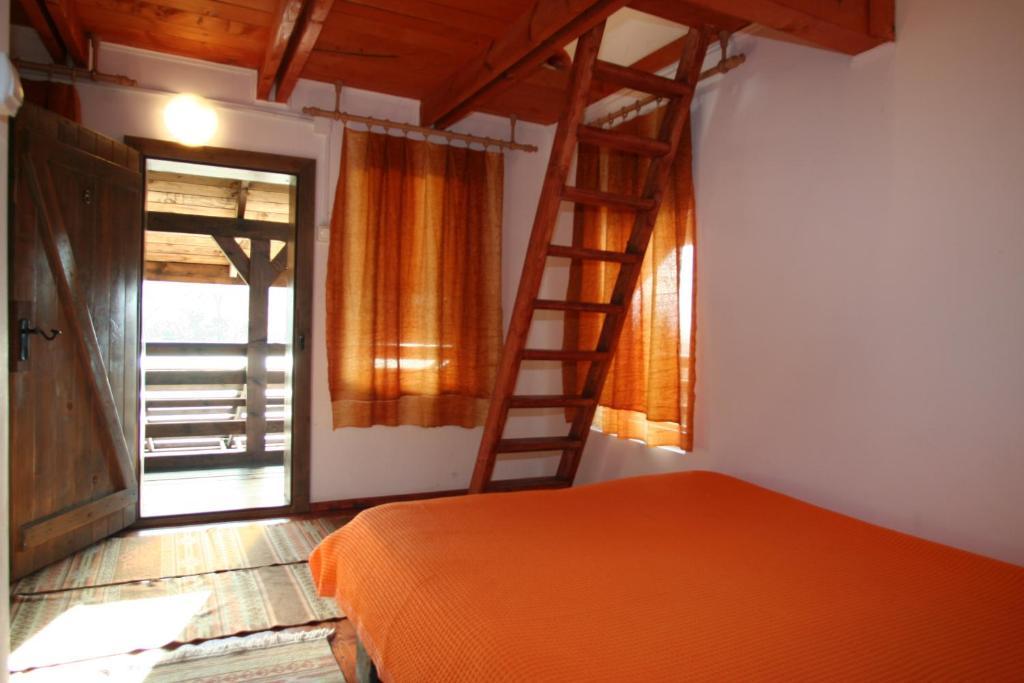 Cabana La Noi Hotel Rîşnov Bilik gambar