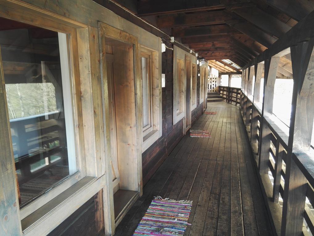 Cabana La Noi Hotel Rîşnov Luaran gambar