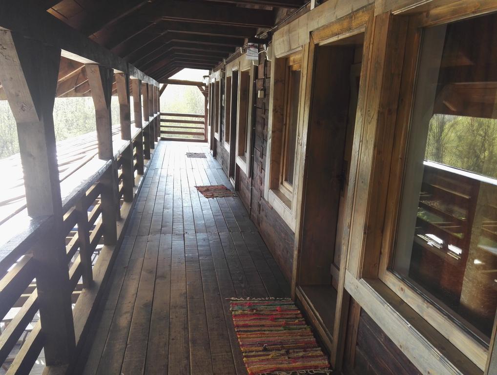 Cabana La Noi Hotel Rîşnov Luaran gambar