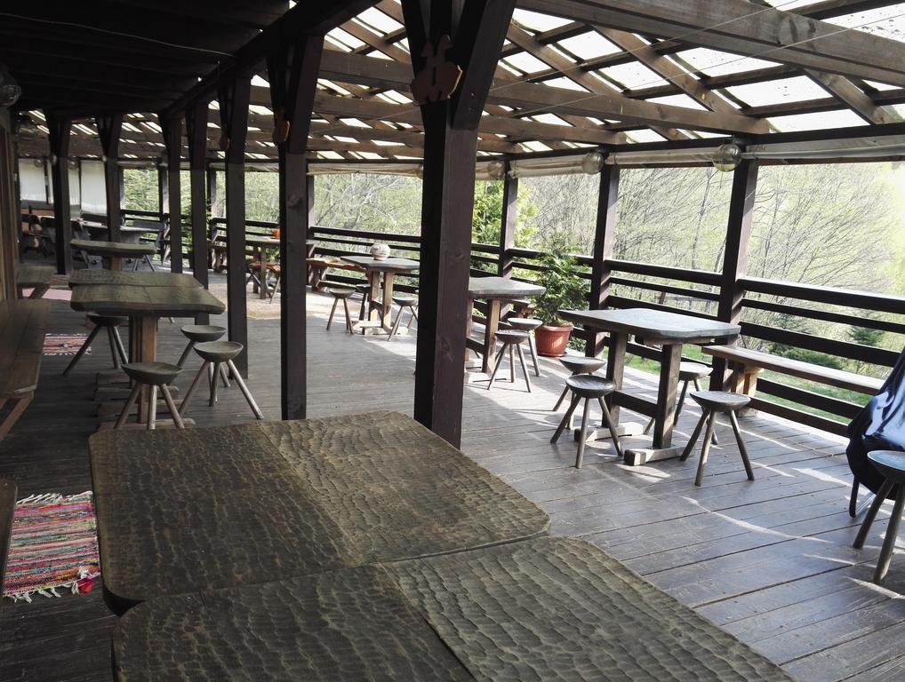 Cabana La Noi Hotel Rîşnov Luaran gambar