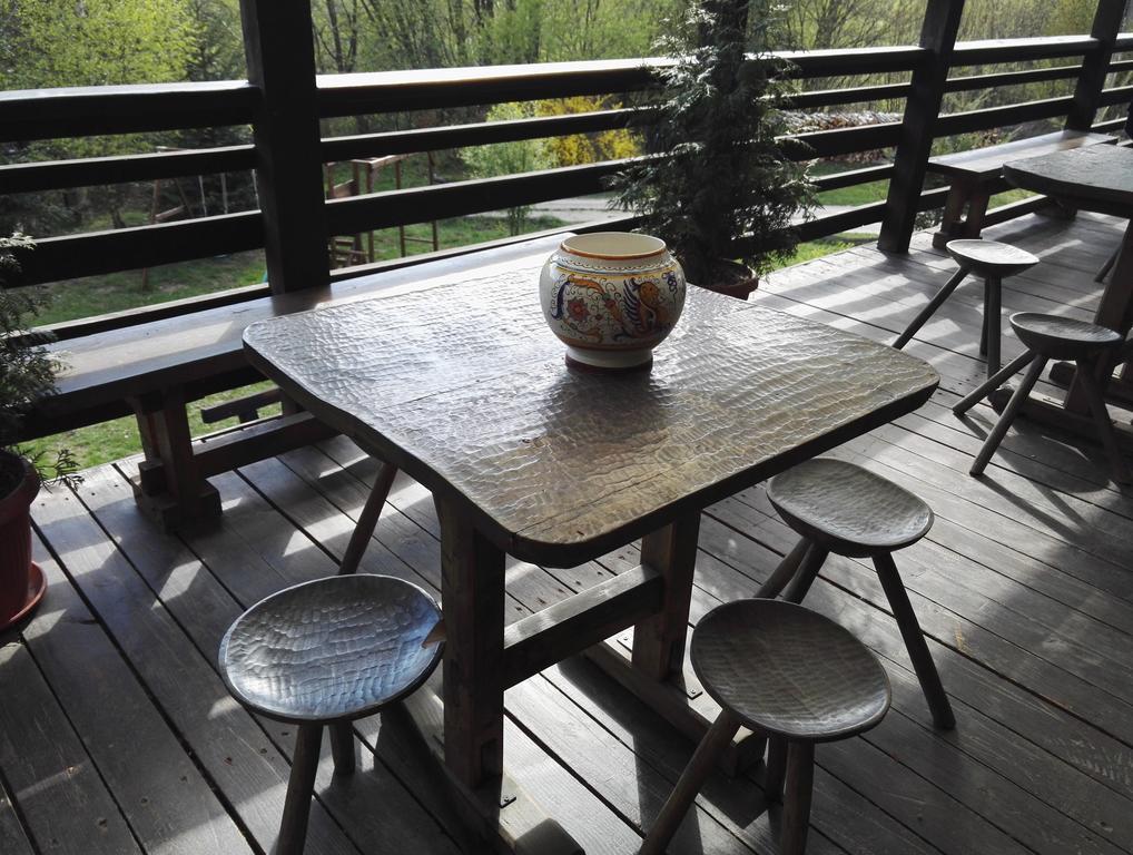 Cabana La Noi Hotel Rîşnov Luaran gambar
